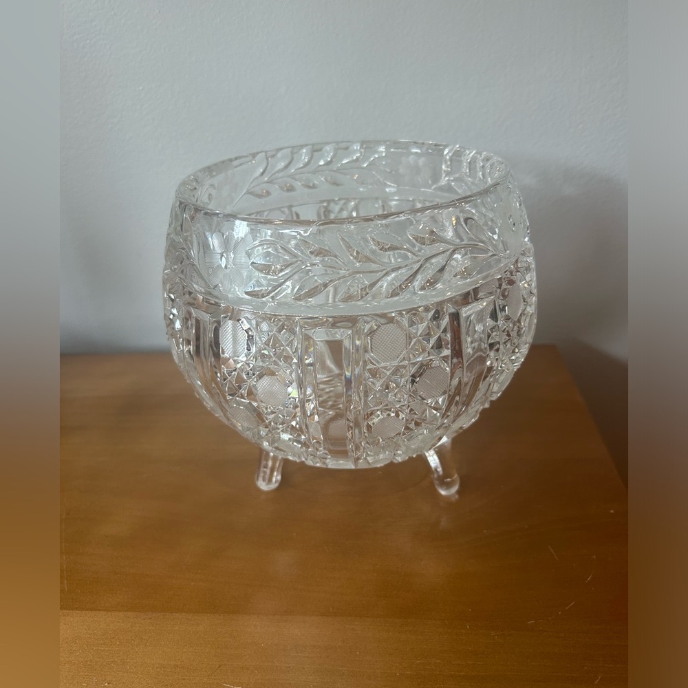 American Brilliant 3 Footed Crystal Clear Bowl Etched Flowers and Dots Vintage